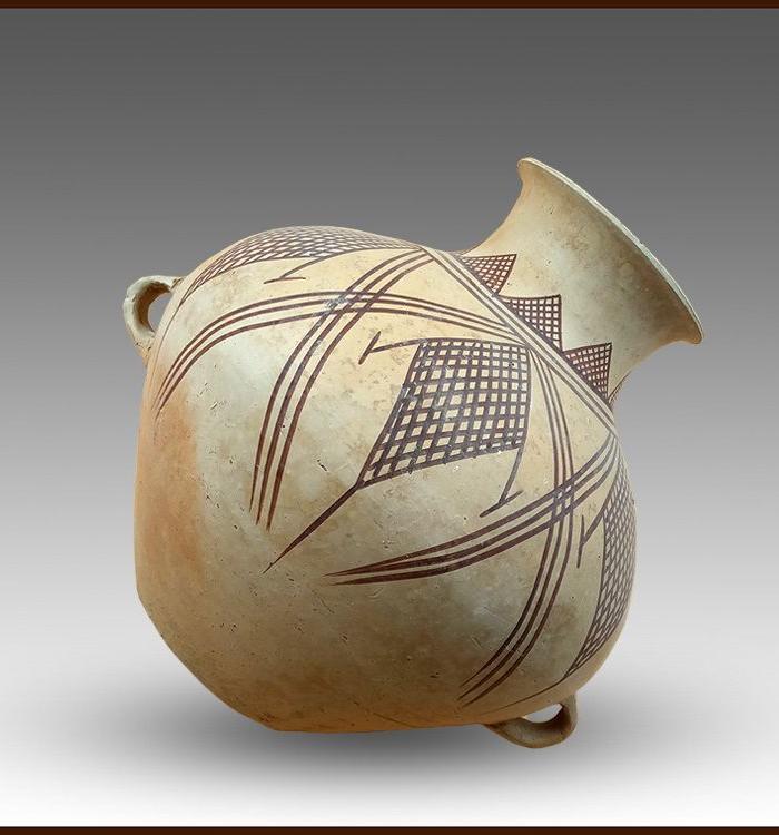 马家窑文化彩陶齐家鱼纹罐