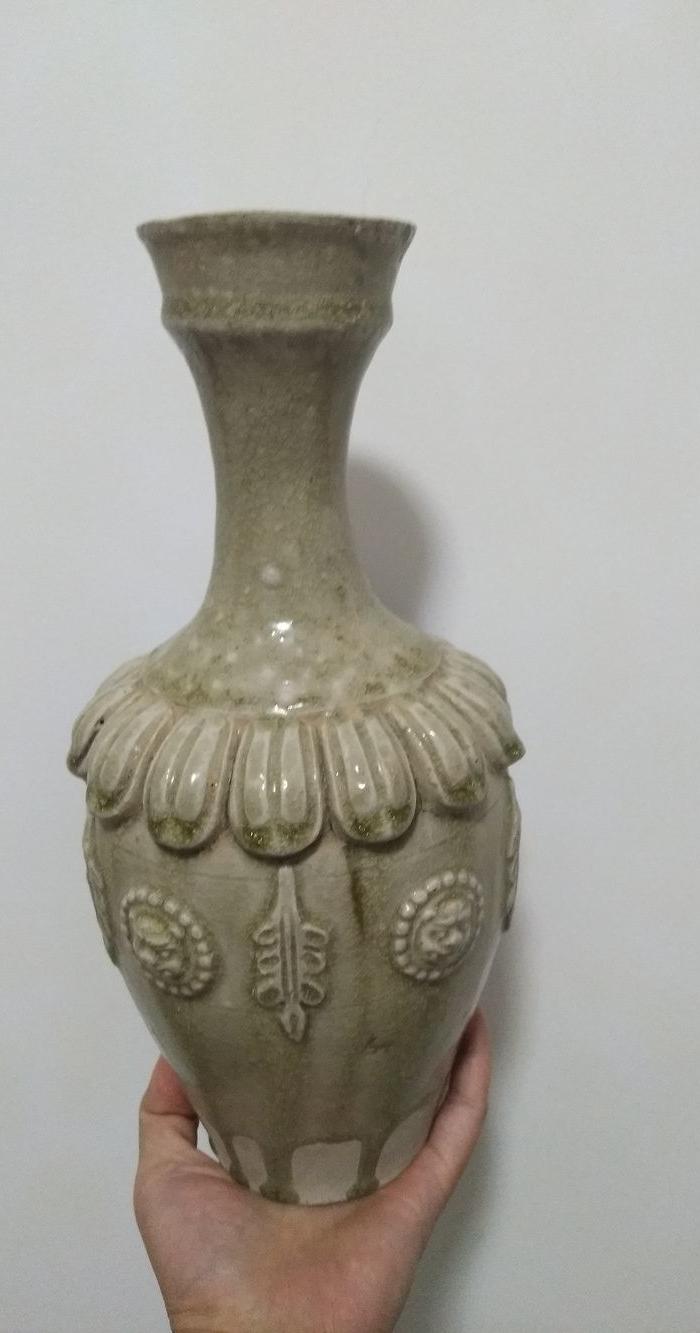 相州窑青瓷莲花瓶