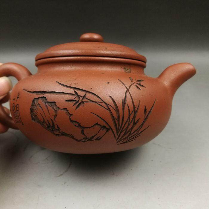 刻绘仿古紫砂壶