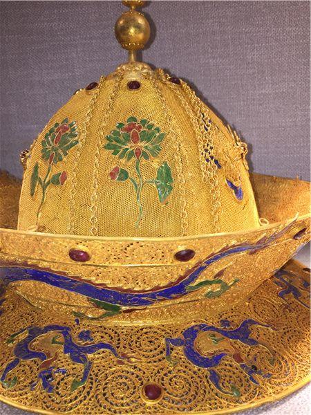 银鎏金掐丝帝冠