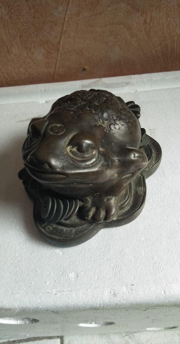 老铜三足金蟾,招财进宝