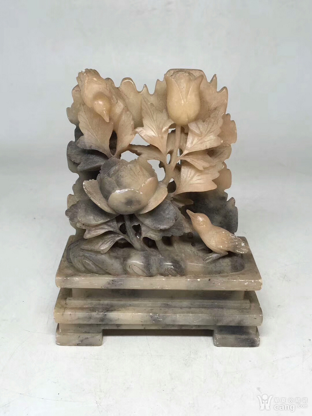 寿山石雕花鸟摆件