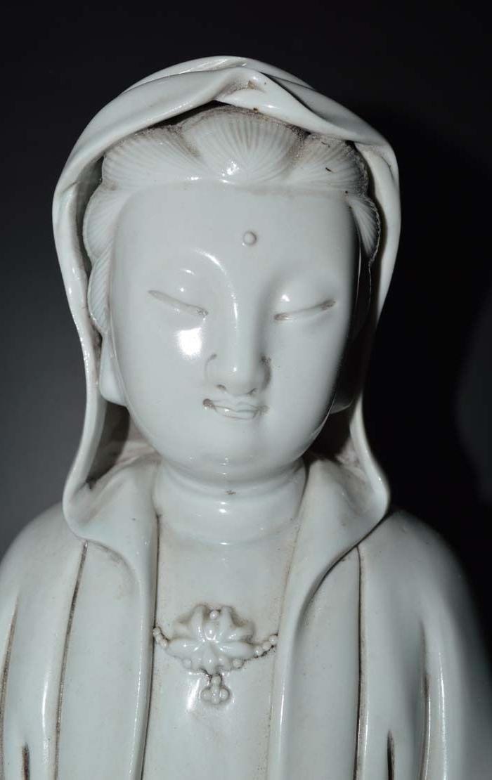 清代德化窖观音像