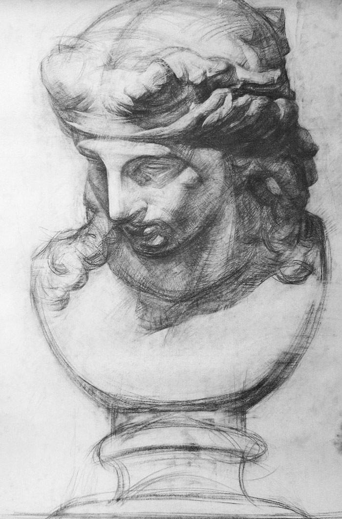 鲁美学生绘制的石膏素描作品 阿里阿德涅