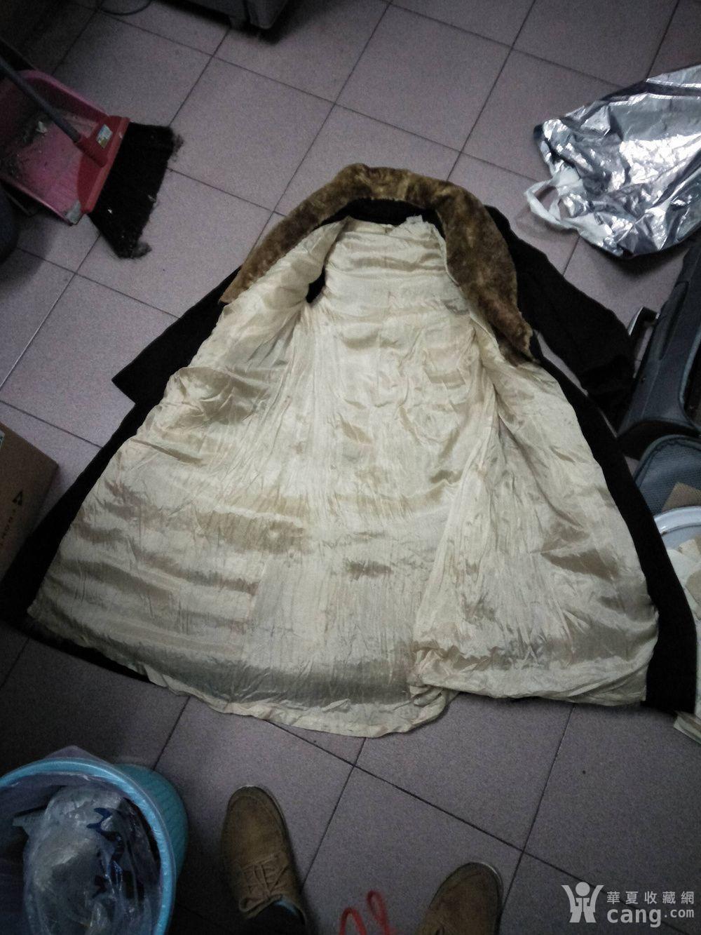 民国时期的政治名人文化名人 大亨级别的 黄狐皮 翻领呢大衣