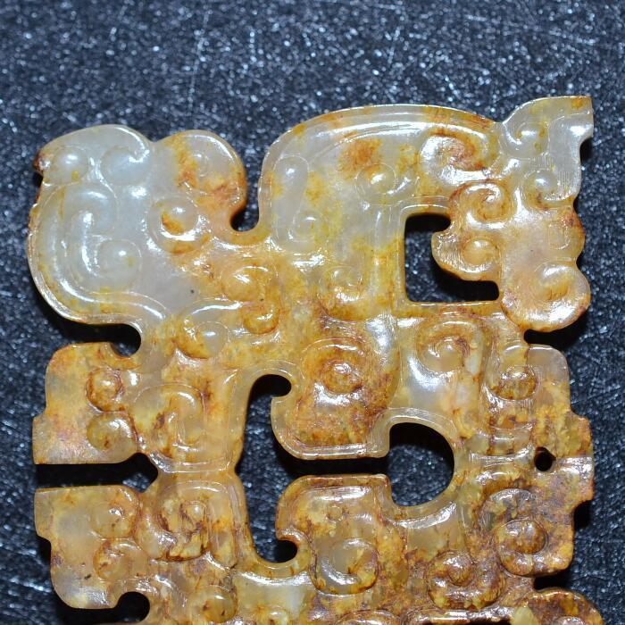 古董古玉老件和田玉籽料 沁色龙佩