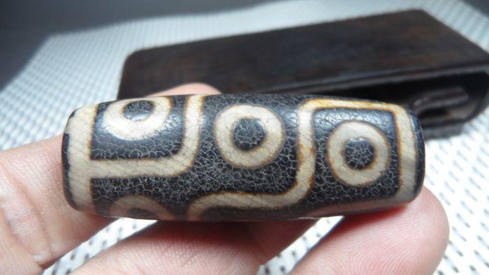 乡下收来的冰裂纹九眼天珠玉器古玩杂项