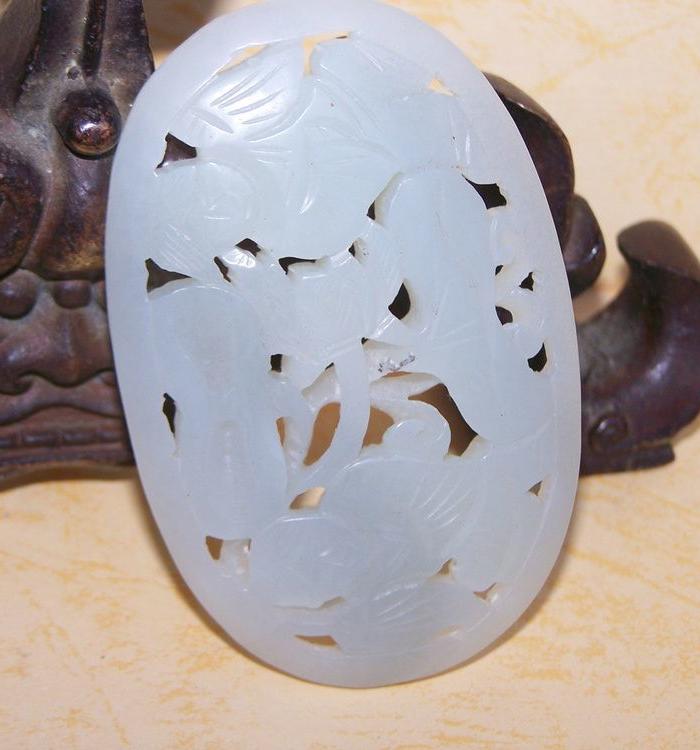 和田白玉和合二仙椭圆形镂空玉佩