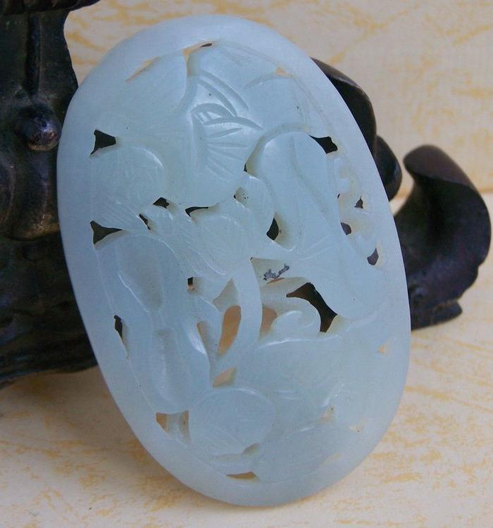 和田白玉和合二仙椭圆形镂空玉佩