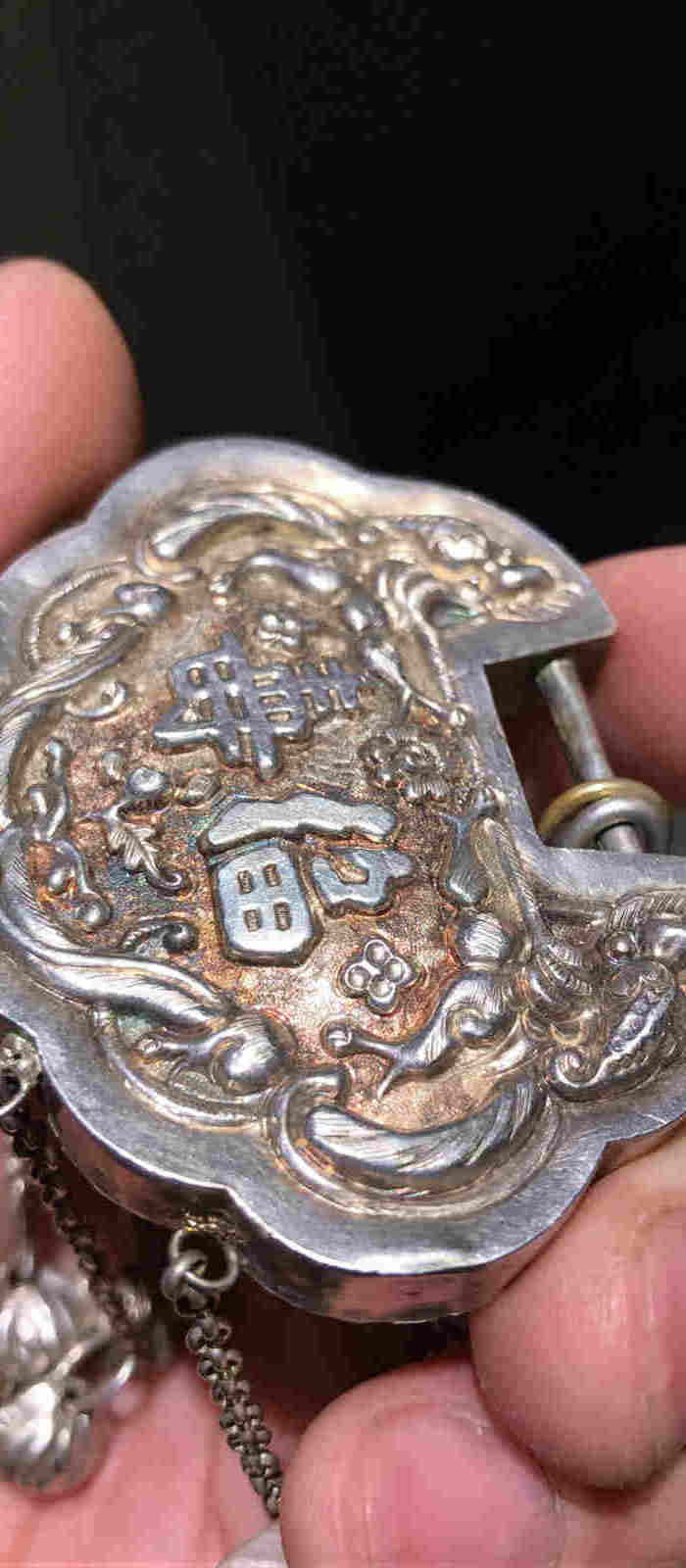 双龙富贵福寿老银牌