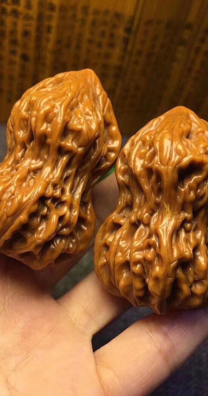 精品龙纹葫芦兄弟核桃
