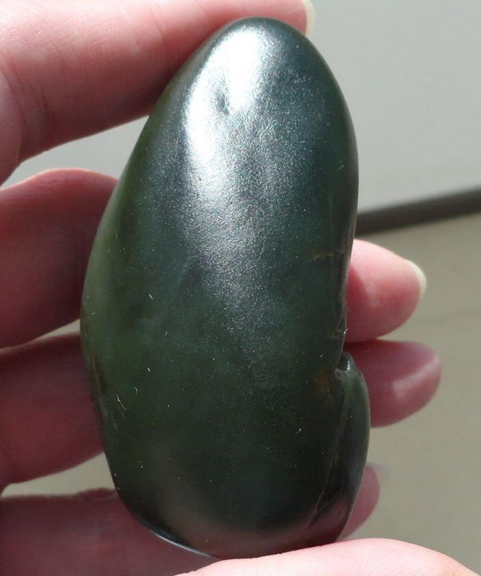 和田黑*塔青籽料原石136克!