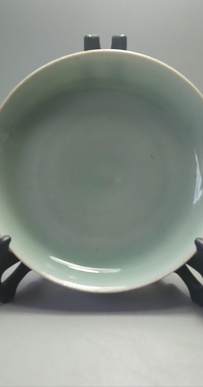 豆青釉盘