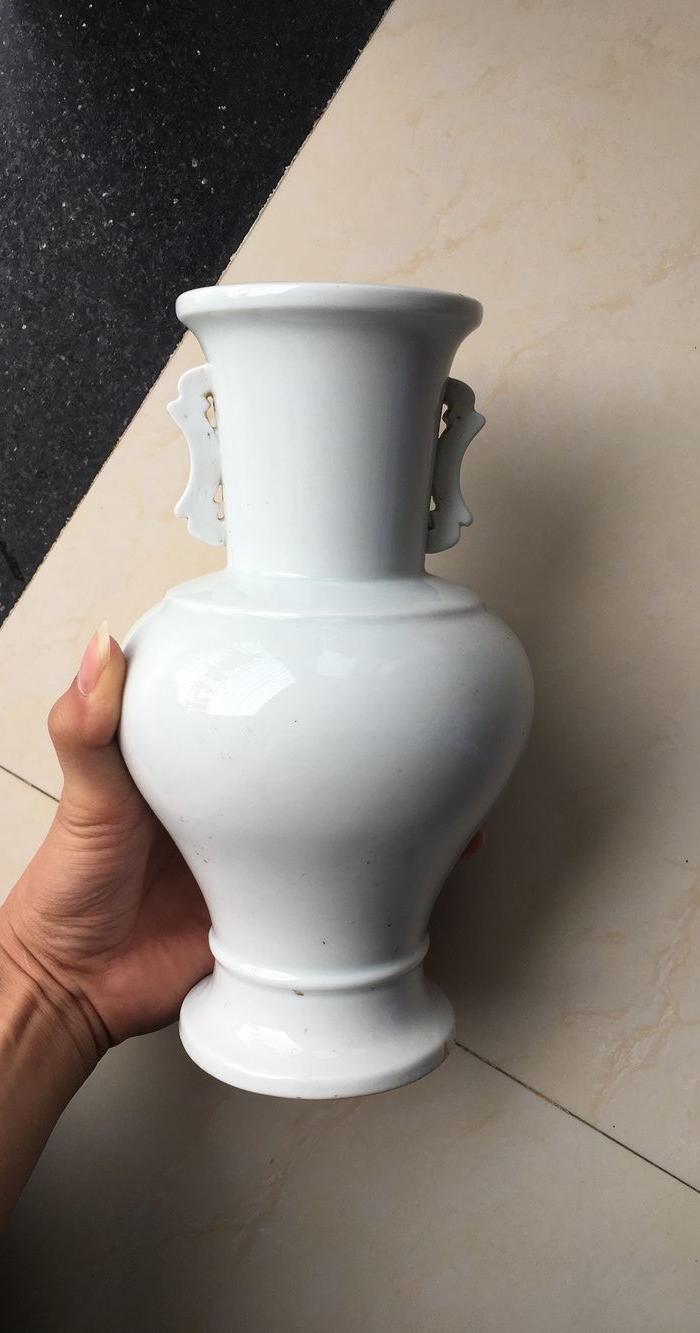 清代德化白瓷双耳瓶