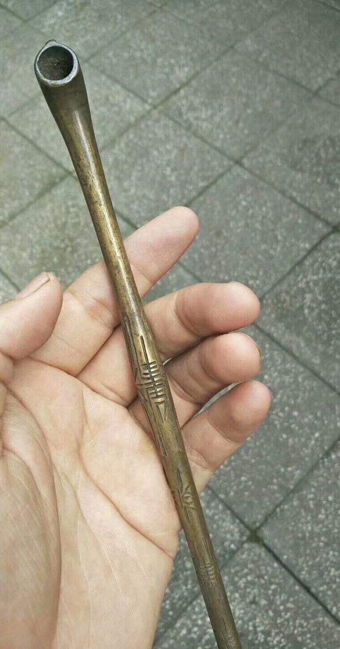 清代带工铜烟杆