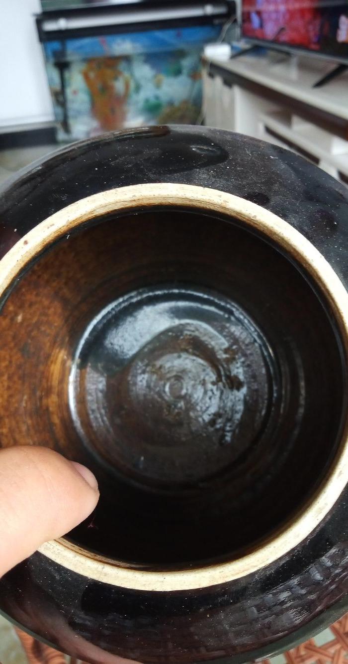 情磁州窑黑釉罐