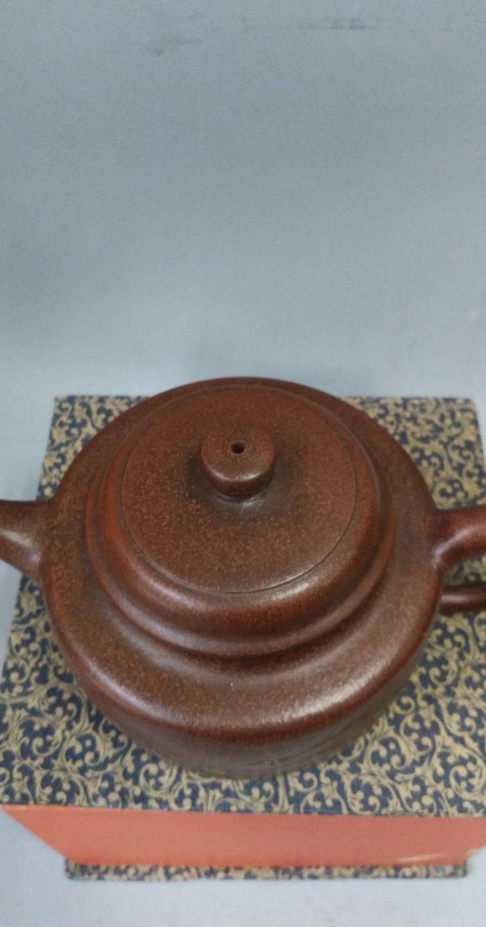 乡下收的顾景舟款老紫砂壶