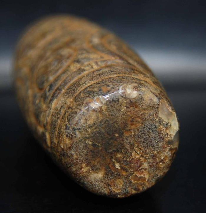 雕刻七眼纹传世大天珠供珠