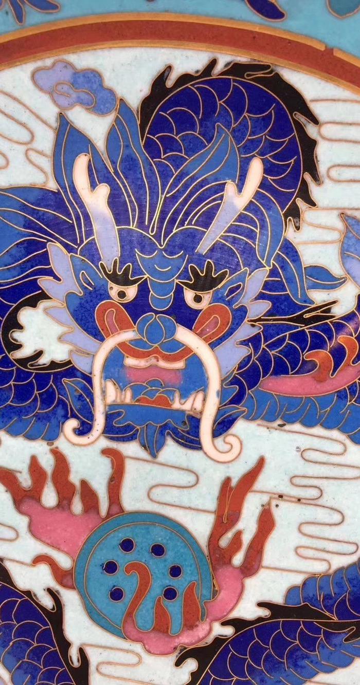 蓝地开光云龙戏珠纹景泰蓝深口盘,x 全品