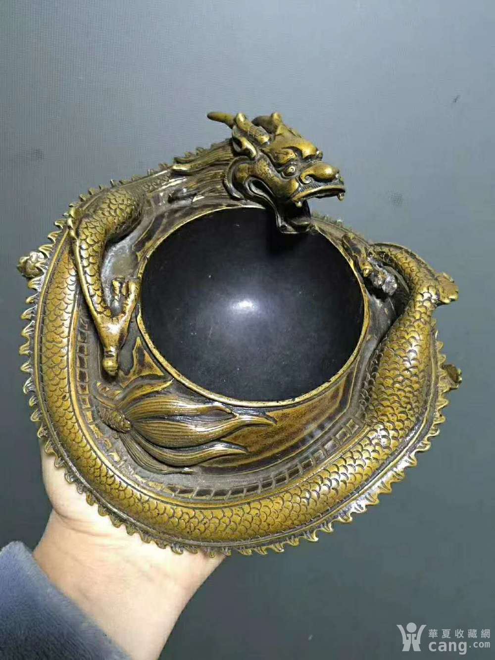 大清乾隆年制铜盘龙笔洗,纯手工錾刻,包浆浑厚.使用痕迹明显