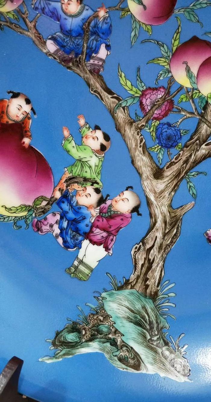 清 粉彩九子攀桃大盘