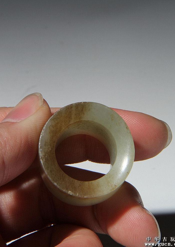 不老奉送清代和田玉扳指古玉老玉明清玉包老包真
