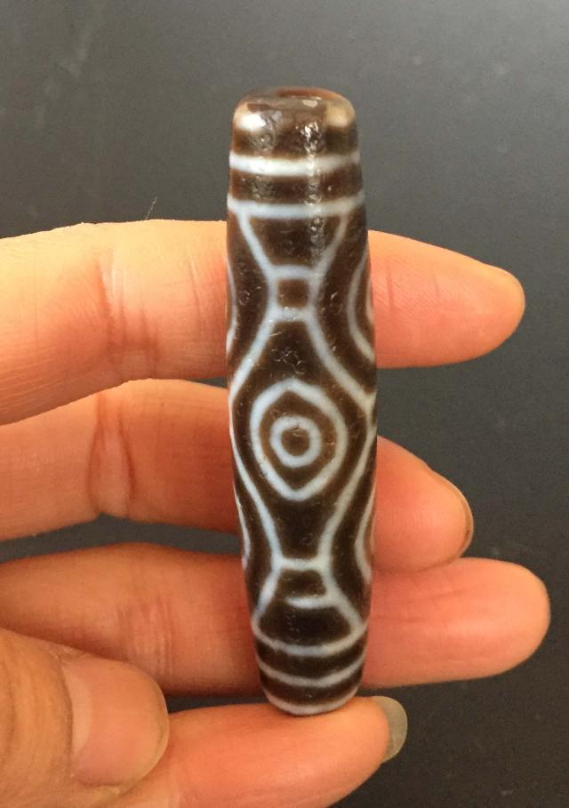 稀有6眼龙纹老天珠