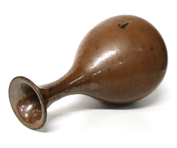酱釉玉壶春瓶