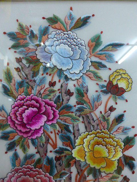 朝鲜手工刺绣《花开富贵》