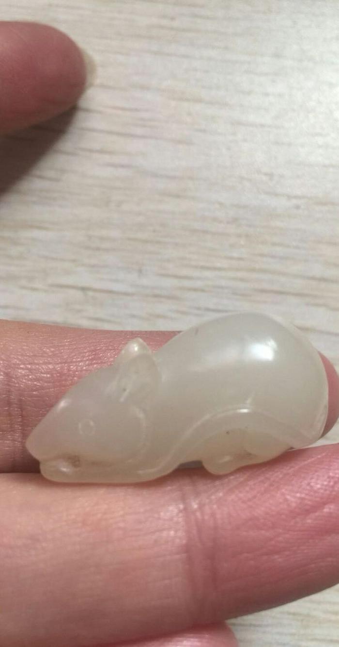 和田玉老鼠