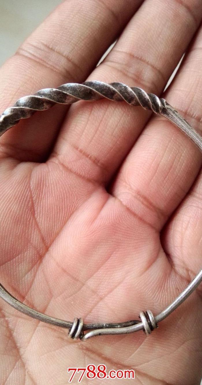 民国好品纯银绞丝纹手镯一只