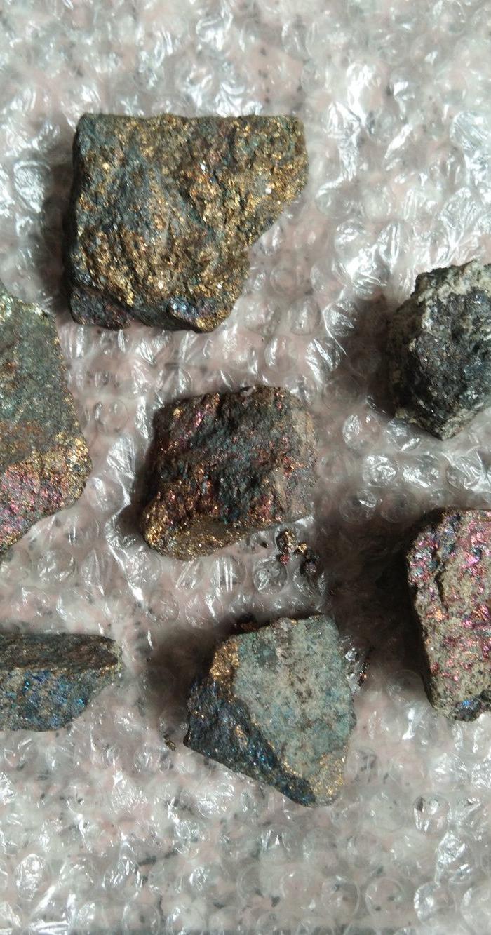 斑铜矿标一组 小块