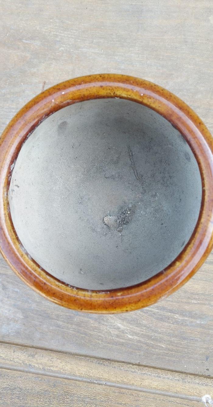 民国黄釉小缸一个