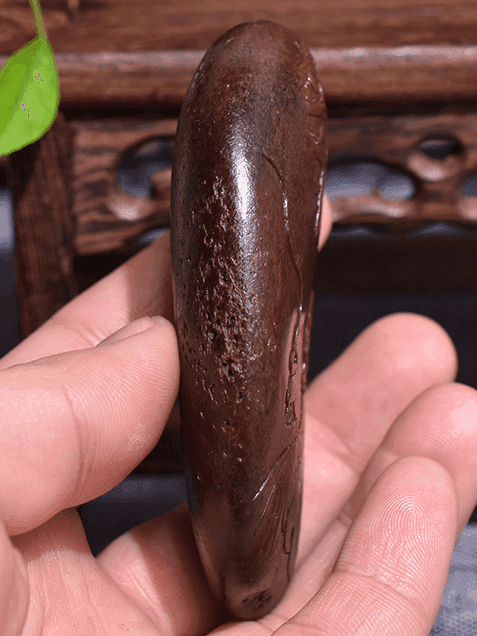 和田玉墨玉河红沁籽料独籽达摩把件挂件