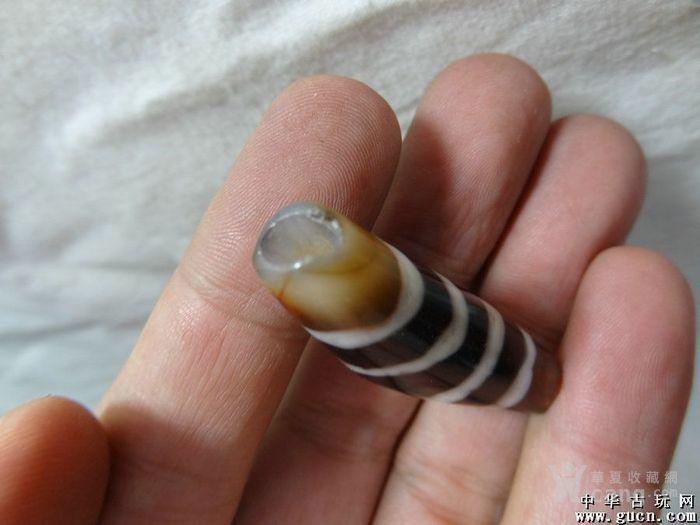 清代藏传马蹄纹朱砂老天珠