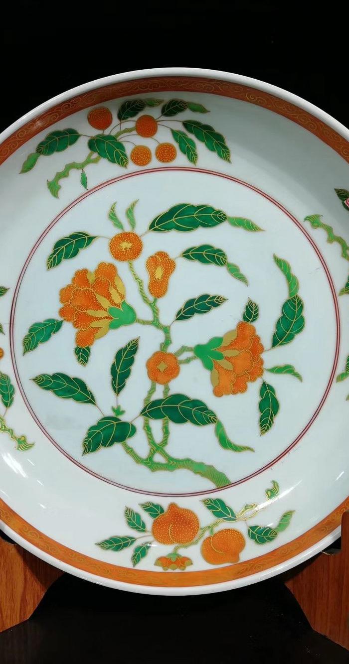 明珐花彩三果纹盘