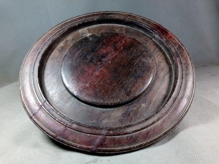 清代:红酸枝木整雕大尺寸圆盘底座