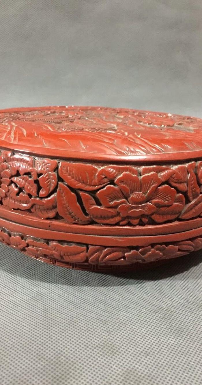 红漆器食盒摆件