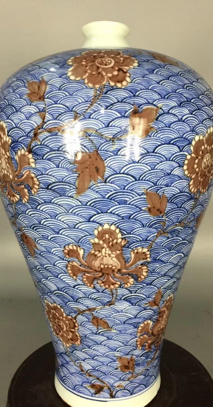 元落花流水纹梅瓶