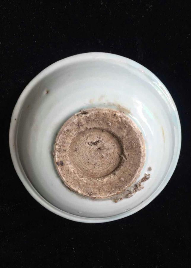 明晚青花荷莲纹撇口碗.