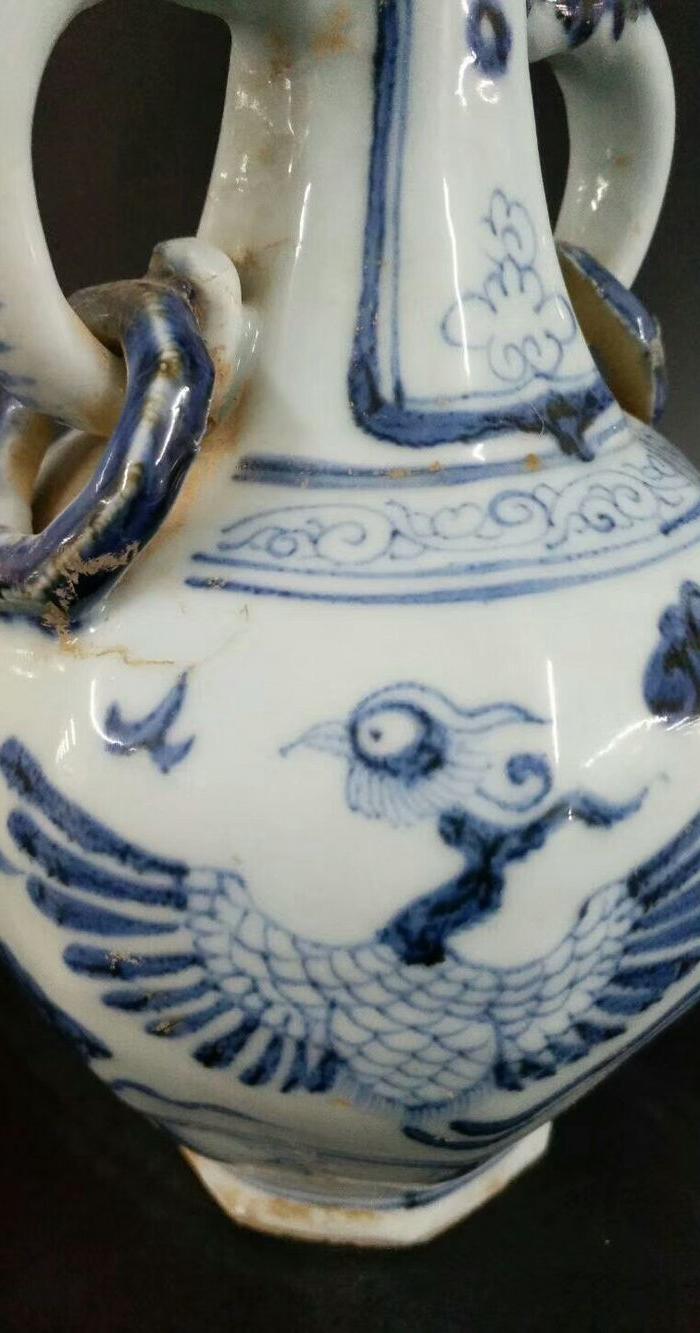 元青花凤纹双耳瓶