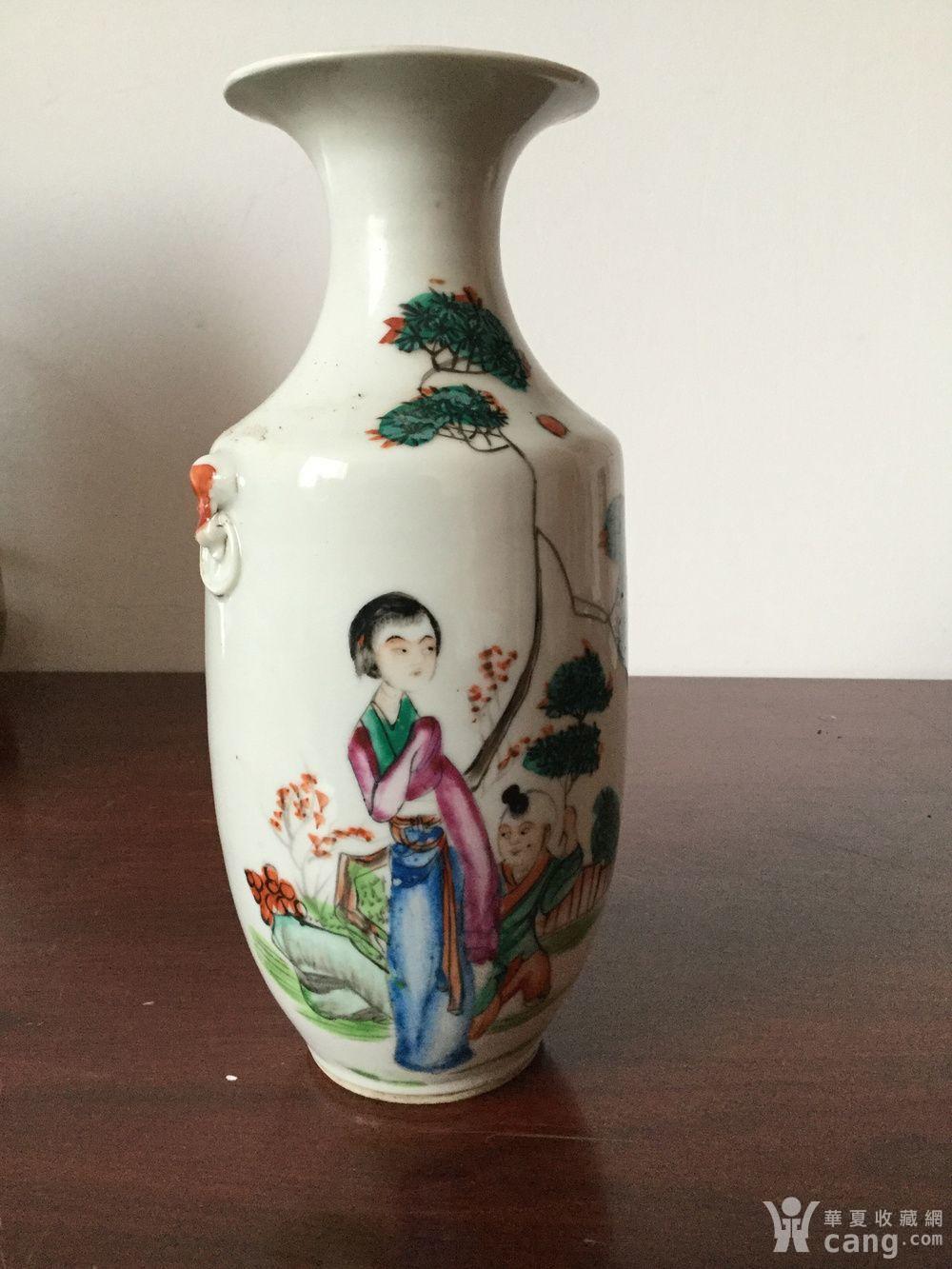 民国名家:美女婴戏双兽耳尺瓶,郭来顺作,高22厘米,口部精修,不细看看