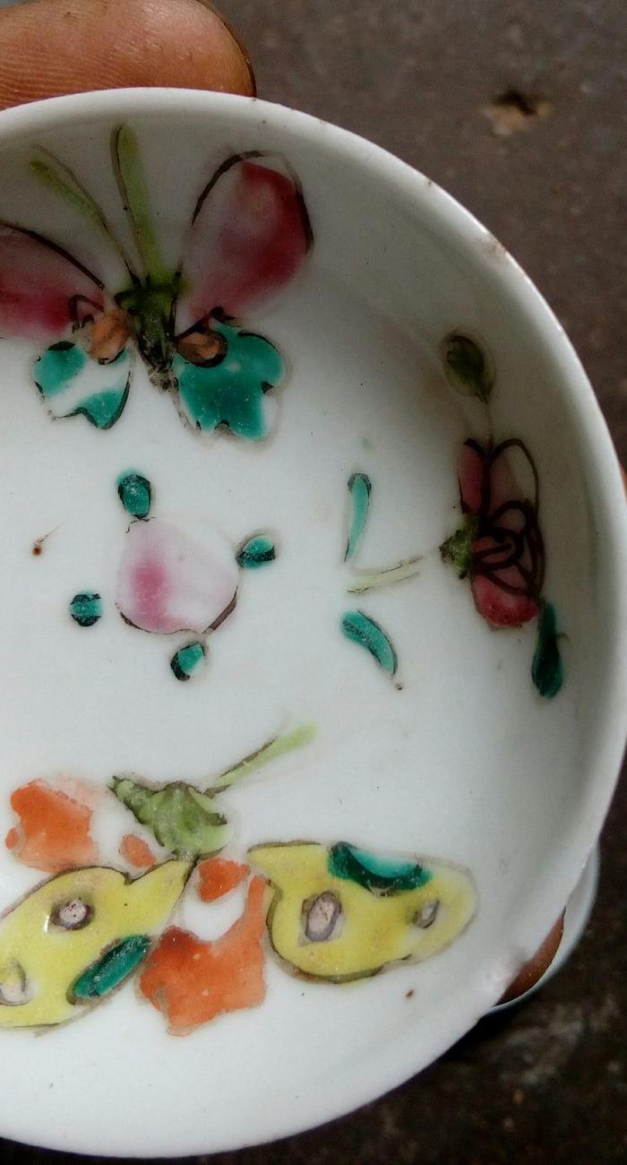 六只民国粉彩深口小碟