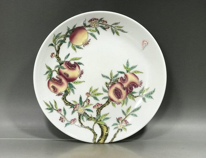 清雍正粉彩过墙石榴纹盘5.5x30.