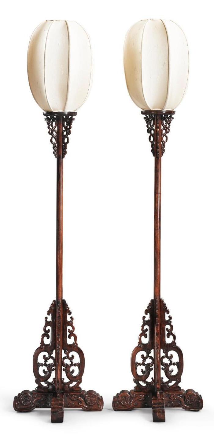 清代精美木雕灯台