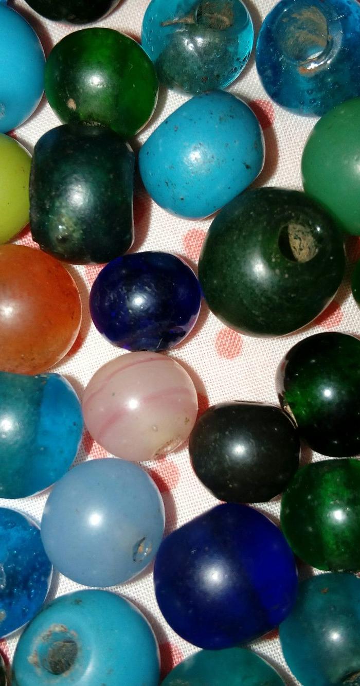 88颗清代民国老琉璃珠子