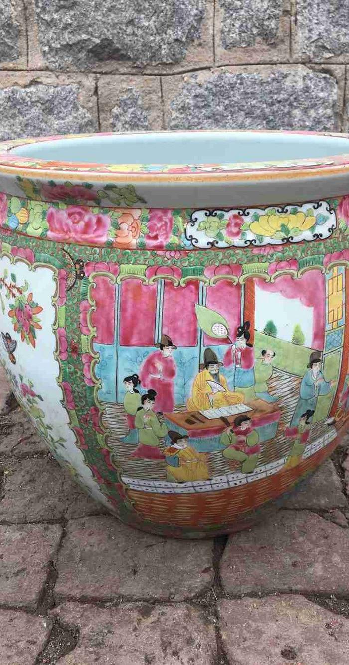 广彩人物花鸟画缸
