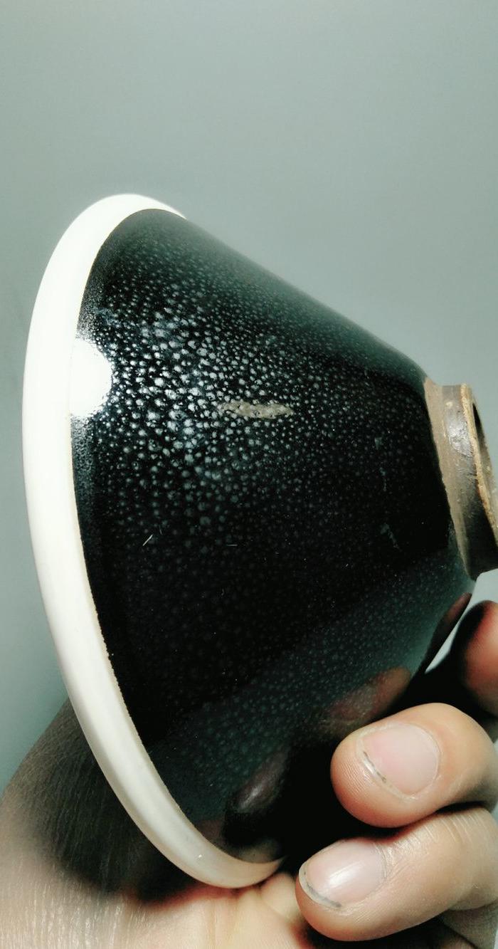 白覆轮油滴茶盏