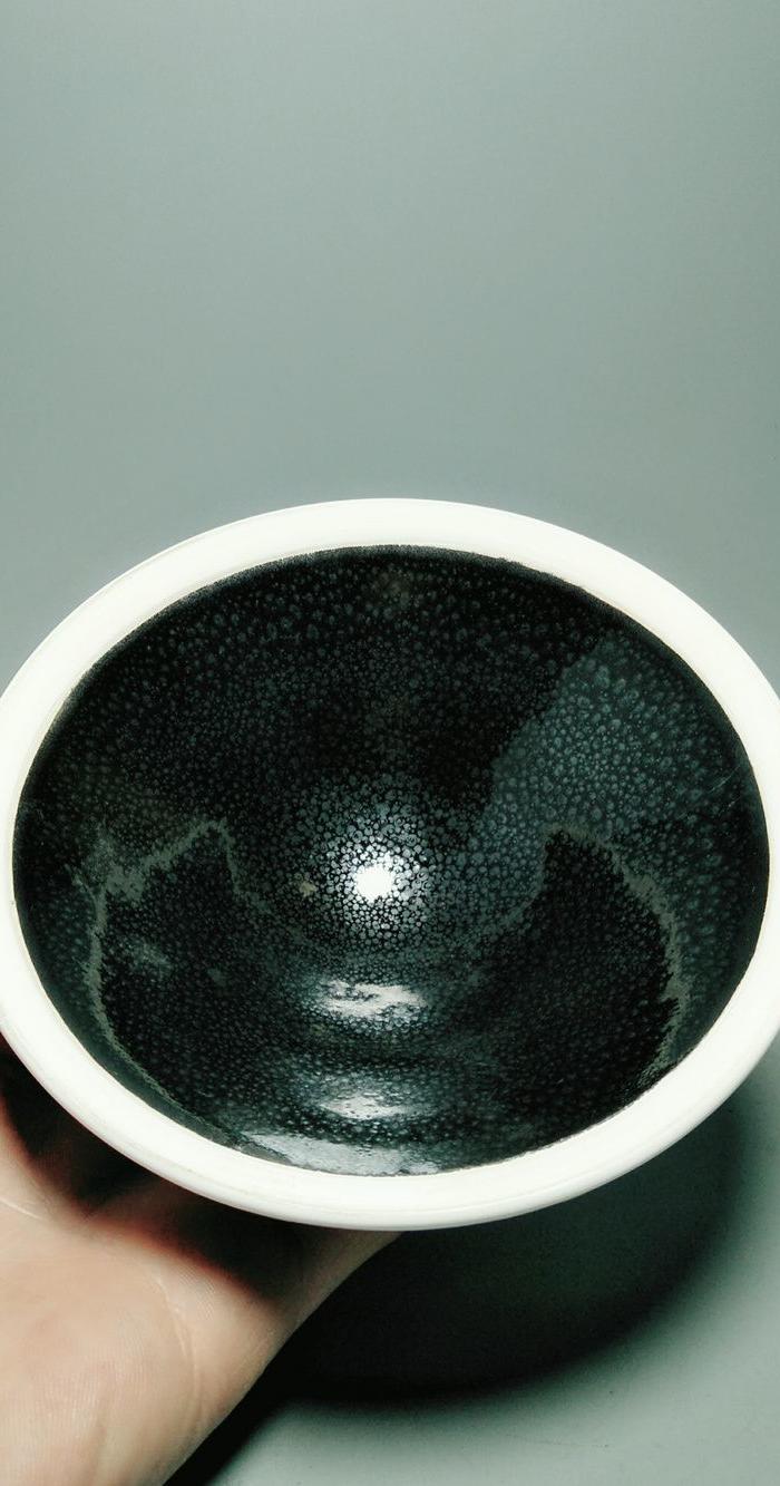 白覆轮油滴茶盏