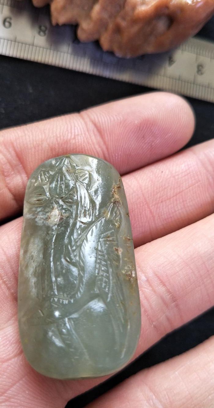 和田玉老玉包浆浑厚老气十足玉质油润细腻品相如图